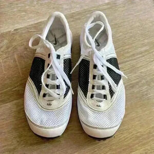 Nike Air Golf Shoes Women's Size 7 White Black Mesh Tongueless Cleats 335942-101